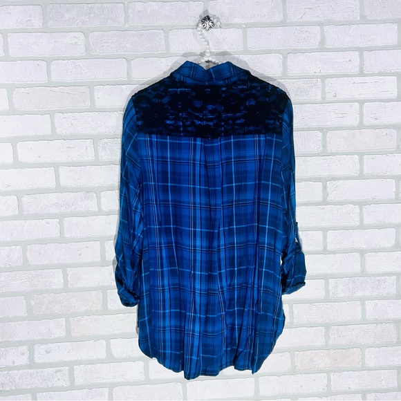 Lane Bryant Blue Plaid Button Down Lace Detail Roll Tab Sleeve Shirt Size 14/16 - Picture 3 of 10